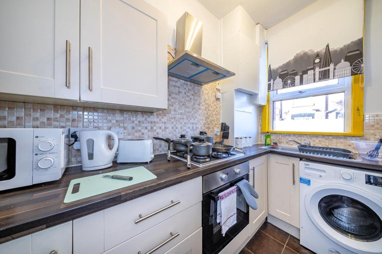 *1Es* For Your Most Relaxed & Cosy Stay + Free Parking + Free Fast Wifi * Leeds  Exterior foto
