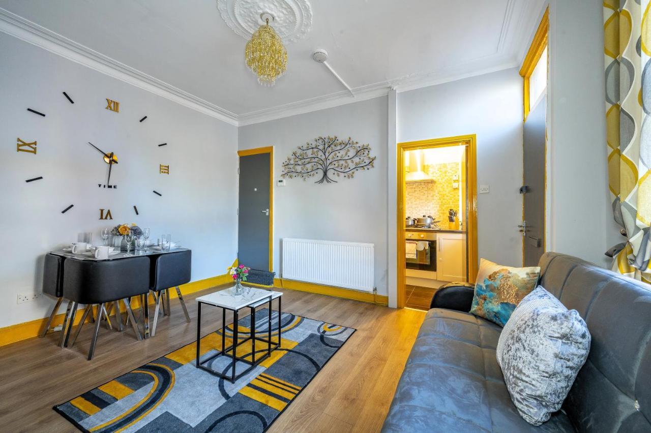 *1Es* For Your Most Relaxed & Cosy Stay + Free Parking + Free Fast Wifi * Leeds  Exterior foto